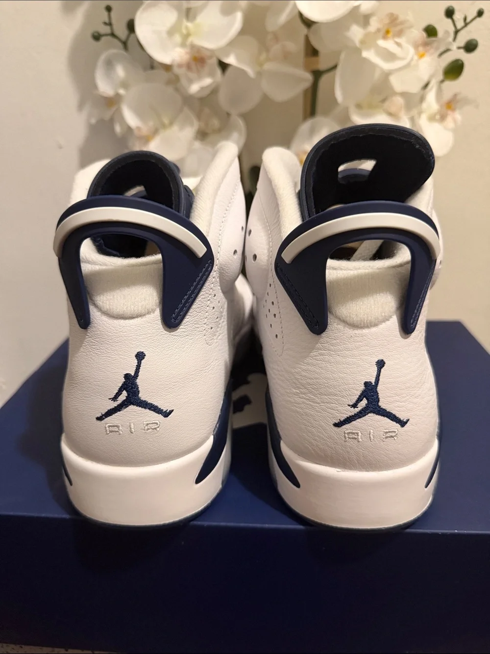 Jordan Men's White and Navy High-Top Sneakers